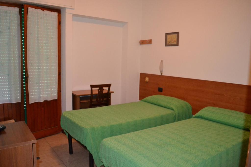 Hotel Ferrara 산베네데토델트론토 객실 사진
